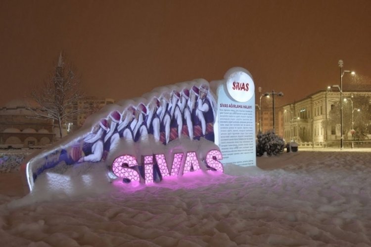 Sivas'ta eğitime bir g&uuml;n ara!
