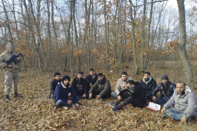 Edirne'de bir haftada 262 d&uuml;zensiz g&ouml;&ccedil;men yakalandı