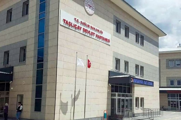 &nbsp;U&ccedil;uruma yuvarlanan kep&ccedil;e kazasında 3 kişinin cesedine ulaşıldı