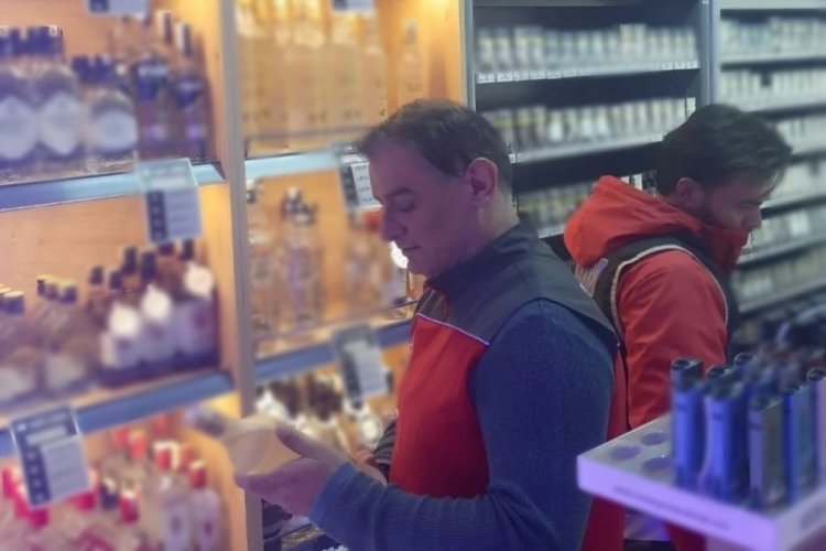 Yeni yıl &ouml;ncesinde alkol ve gıda denetimi yapıldı