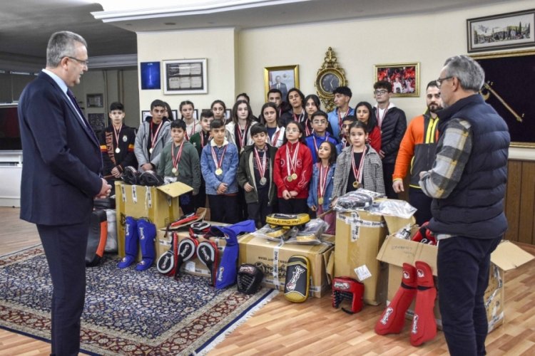 Karacabey'de 'her evden lisanslı bir sporcu' hedefi