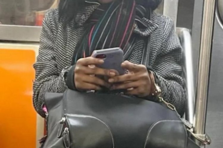 &Ccedil;antasından &ccedil;ıkarttığı kelep&ccedil;eyle kendisini metroya bağladı!