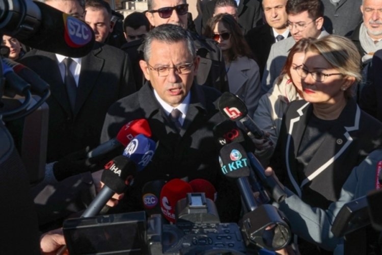 CHP Genel Başkanı &Ouml;zel Meclis'te soruları yanıtladı