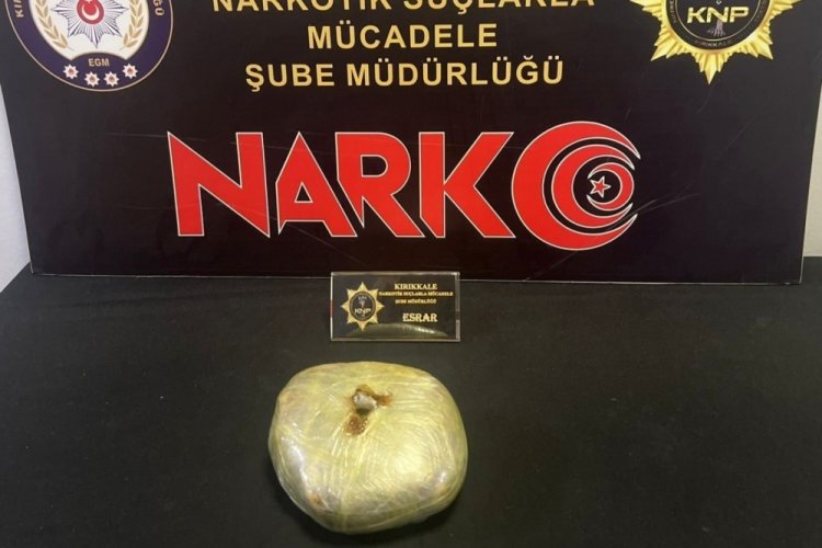 977 gram esrarla yakalanan 2 şahıs tutuklandı