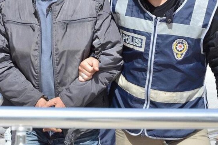 Hakkari'de ter&ouml;r operasyonunda 8 ş&uuml;pheli yakalandı