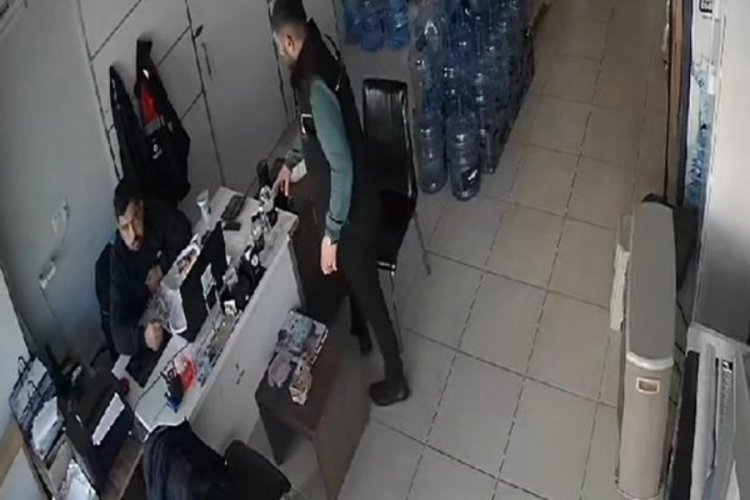 D&uuml;zce'de 'Heimlich manevrası' ile yine hayat kurtardı!