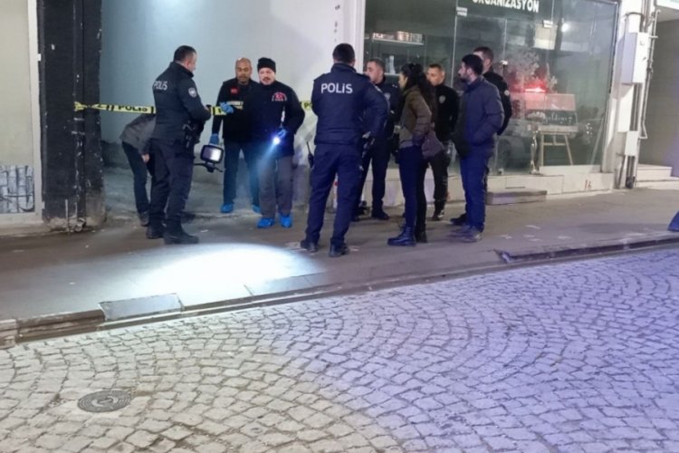 T&uuml;fekle oynarken kazara arkadaşını vurdu