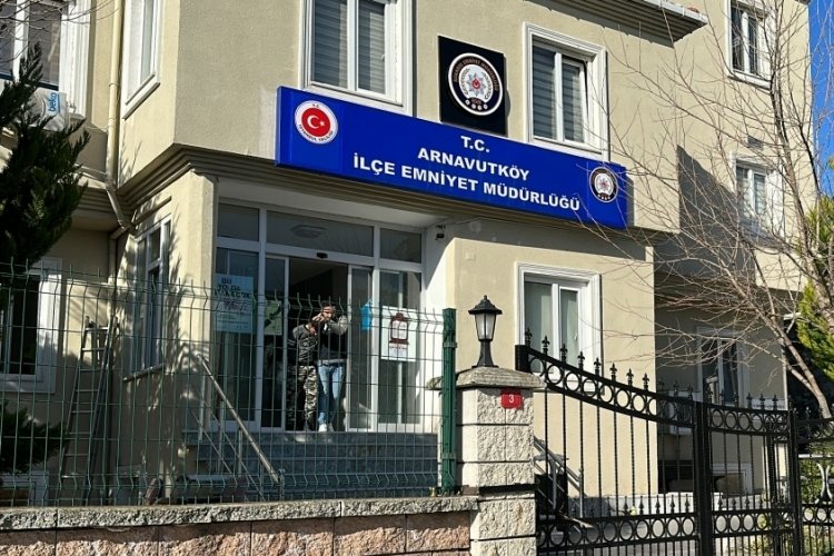 İstanbul'da iyilik yapmak isteyen taksiciyi gasp edenler yakalandı!