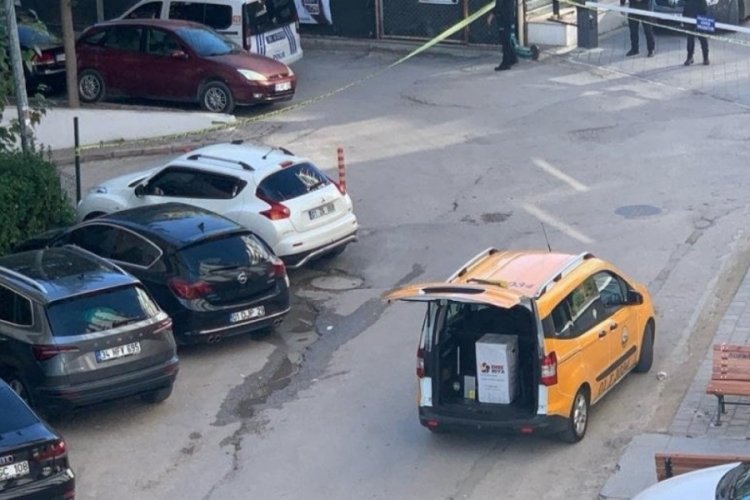 Adana'da Valilik yakınında ş&uuml;pheli paket alarmı