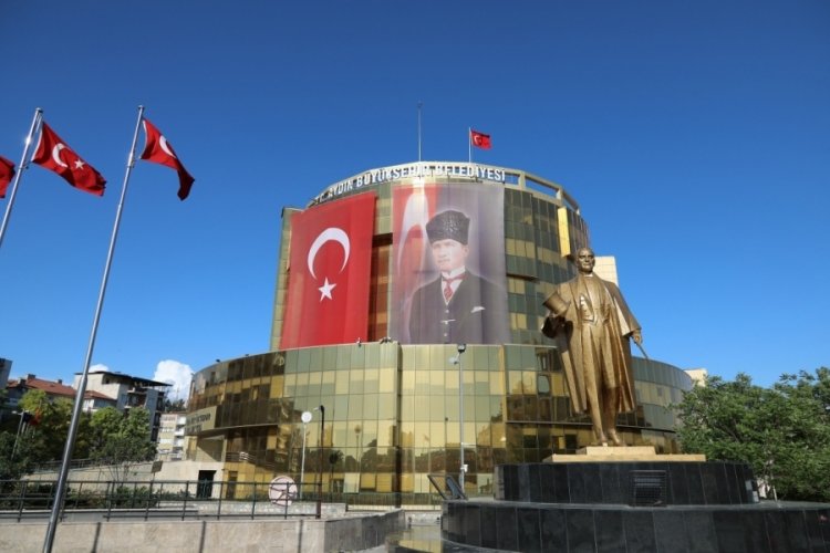 Aydın B&uuml;y&uuml;kşehir Belediyesi yeni yıl etkinliklerini iptal etti