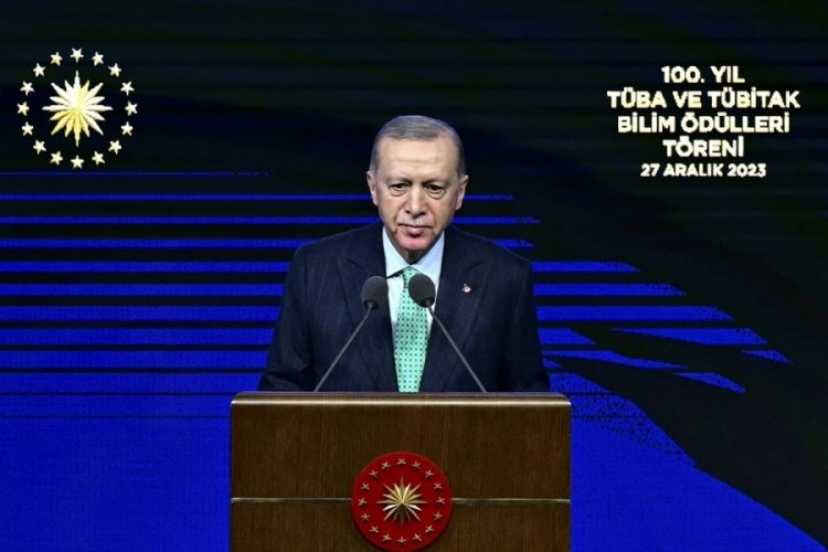 Cumhurbaşkanı Erdoğan: Ter&ouml;r saldırıları kutlu y&uuml;r&uuml;y&uuml;ş&uuml;m&uuml;z&uuml; durduramaz!