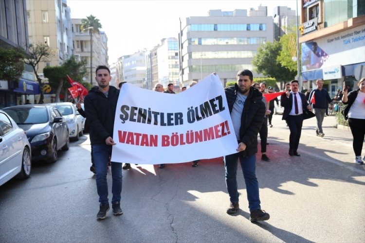 Hatay'da şehit askerleri anma y&uuml;r&uuml;y&uuml;ş&uuml; d&uuml;zenlendi