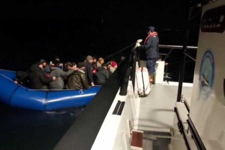 Balıkesir'de 43 d&uuml;zensiz g&ouml;&ccedil;men yakalandı