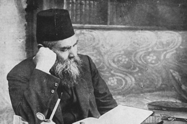 Tarihte bug&uuml;n vefat eden tanınmış isimler kimler? (28 Aralık)