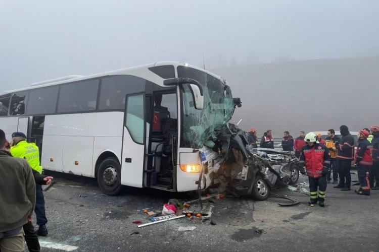Kuzey Marmara Otoyolu'ndaki kazayla ilgili Sakarya Valisi'nden a&ccedil;ıklama