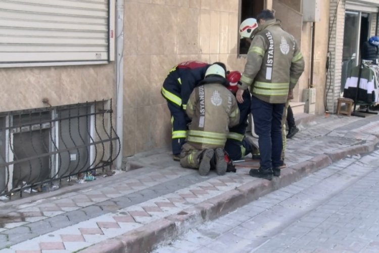 İstanbul'da ağır koku ekipleri harekete ge&ccedil;irdi
