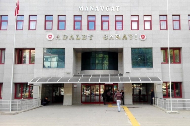 Konya'da 'cinsel saldırıya teşebb&uuml;s' su&ccedil;undan yargılanan savcıya beraat
