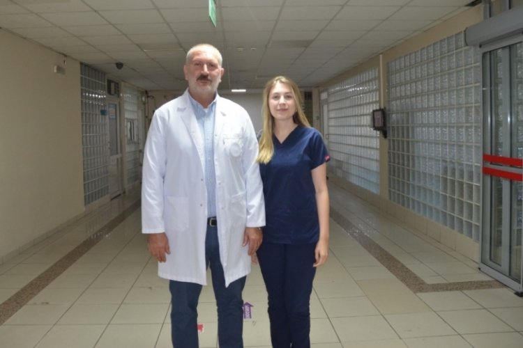 Anne babasının izinden giden doktor &Ccedil;ağla Sel&ccedil;uk Bursa'da g&ouml;reve başladı