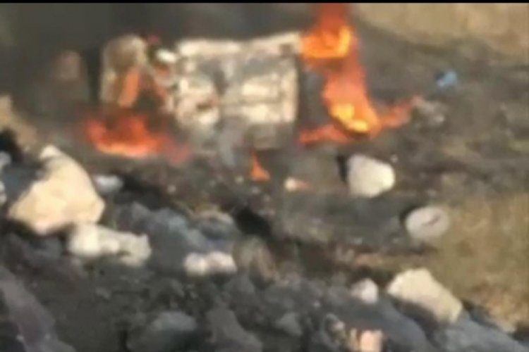 Tokat'ta otomobil u&ccedil;uruma yuvarlanıp cayır cayır yandı!