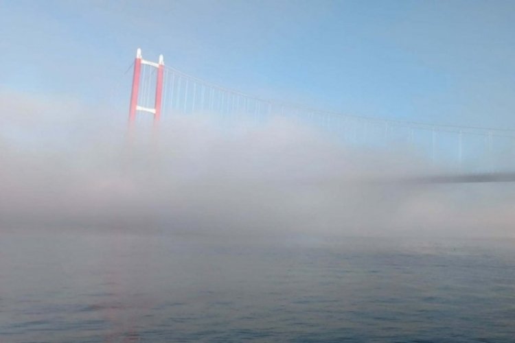 &Ccedil;anakkale Boğazı'nda gemi trafiği durdu