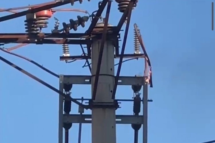 Trafoda &ccedil;ıkan yangını itfaiye ekipleri s&ouml;nd&uuml;rd&uuml;
