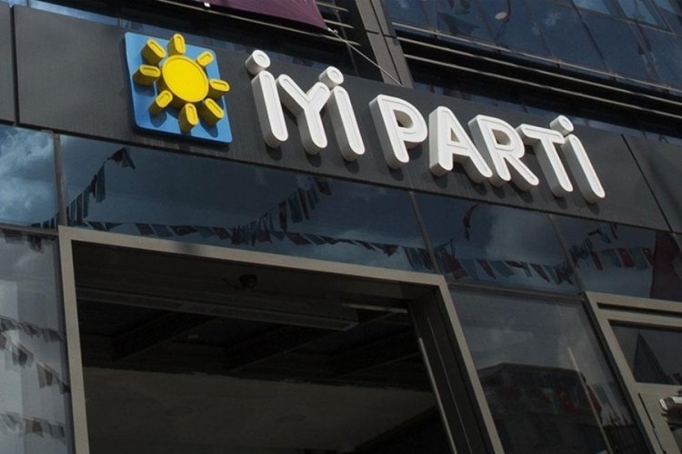 İYİ Parti'de istifa dalgası s&uuml;r&uuml;yor