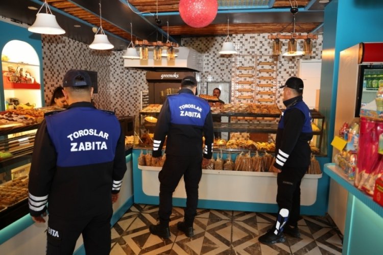 Mersin'de zabıta ekipleri yeni yıl &ouml;ncesi denetimlerini arttırdı
