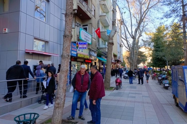 Bursalı esnaflar yeni asgari &uuml;cret hakkında ne d&uuml;ş&uuml;n&uuml;yor?
