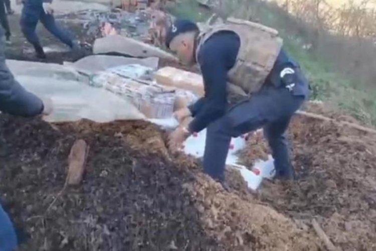 D&uuml;zce'de bidonları sakladığı yer hayrete d&uuml;ş&uuml;rd&uuml;