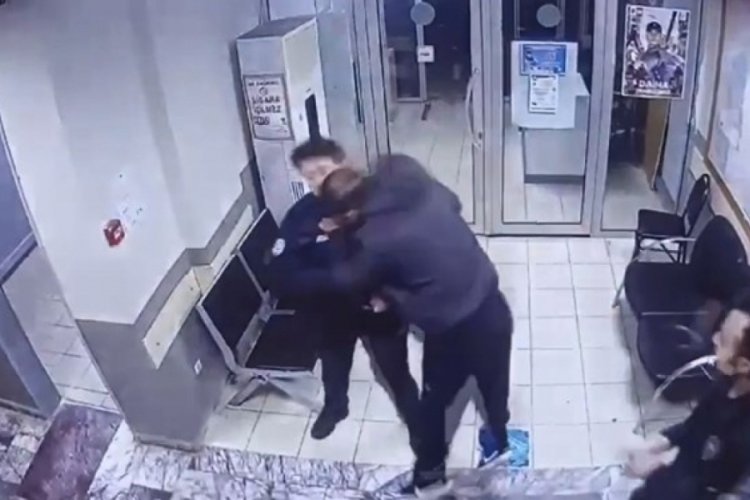 Karakolda polise saldırıp ka&ccedil;tı