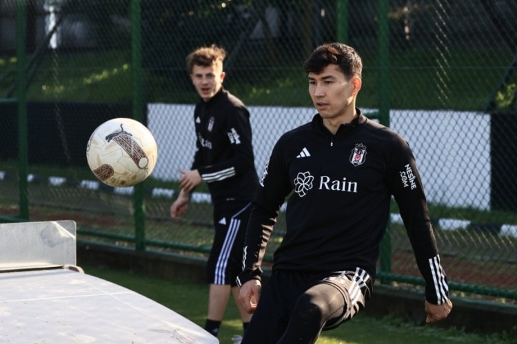 Beşiktaş, Kasımpaşa ma&ccedil;ı hazırlıklarını s&uuml;rd&uuml;rd&uuml;