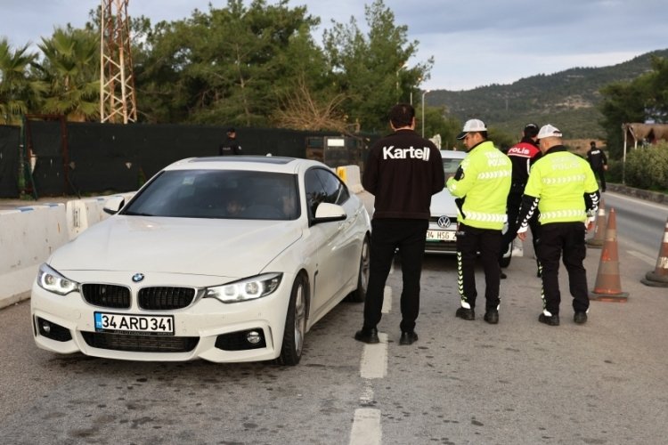 Muğla'da yılbaşı &ouml;ncesi t&uuml;m ekipler alarma ge&ccedil;ti