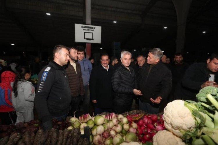Gaziantep'te Belediye Başkanı'ndan alış faturası g&ouml;stermeyen pazarcıya sert tepki