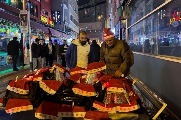 Eskişehir'de herkes eğlenirken, onlar ekmek derdinde