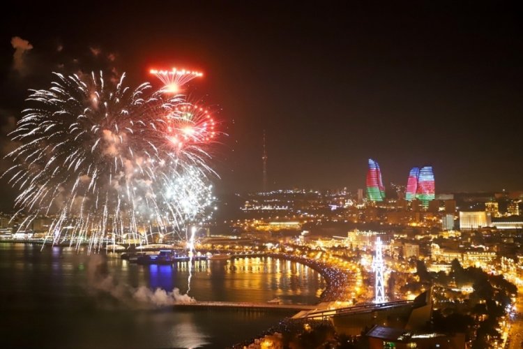 Azerbaycan 2024'e coşkuyla girdi