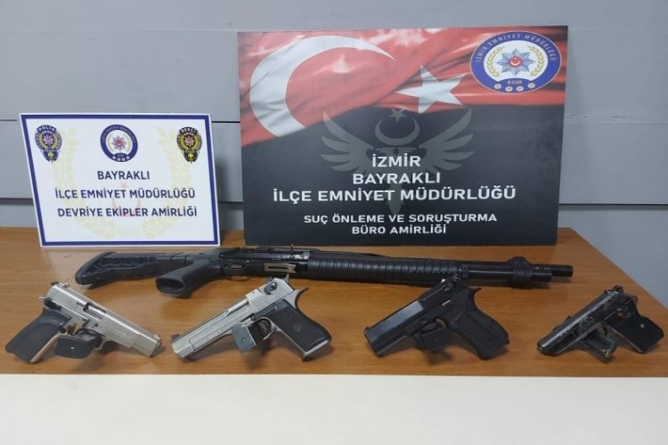 İzmir'de yılbaşı magandalarına su&ccedil;&uuml;st&uuml;