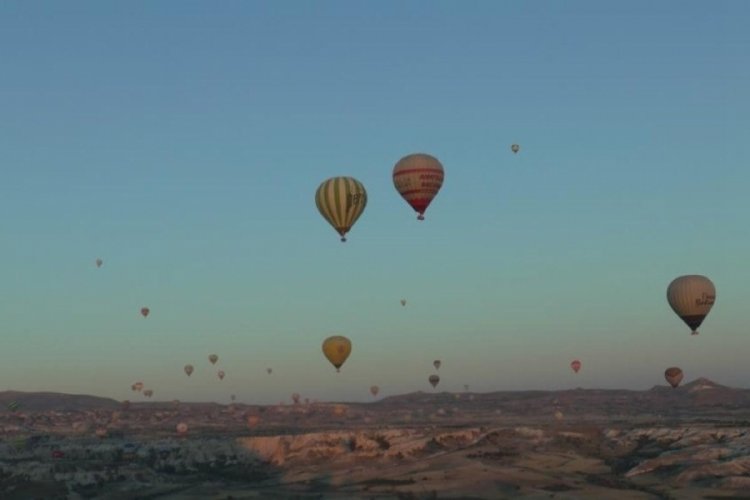 Kapadokya'da g&ouml;rsel ş&ouml;len! Yeni yıl heyecanı başladı