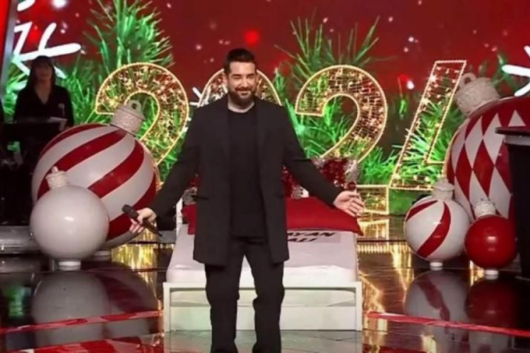 Enis Arıkan'ın performansı dikkat &ccedil;ekti