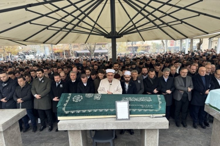 AK Parti Balıkesir Gen&ccedil;lik Kolları Başkanı Uysal'ın cenazesi toprağa verildi