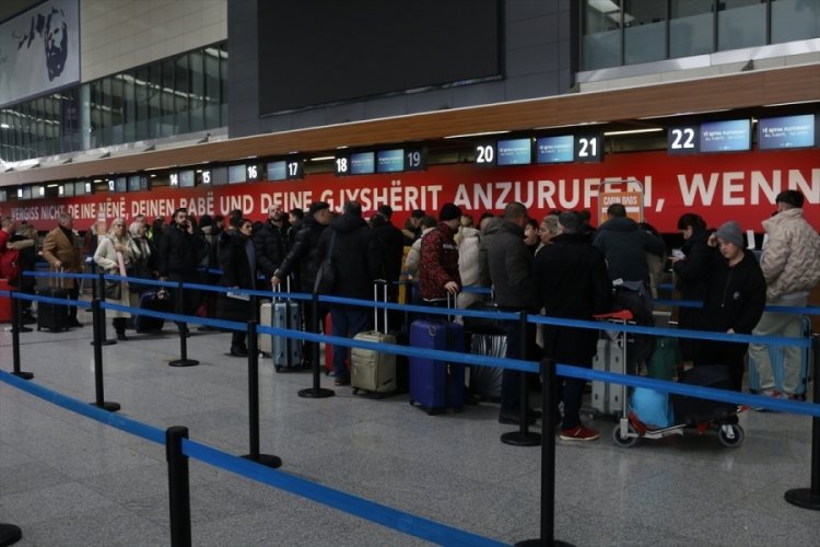 Kosovalılar Şengen B&ouml;lgesi'ne vizesiz seyahat etmeye başladı