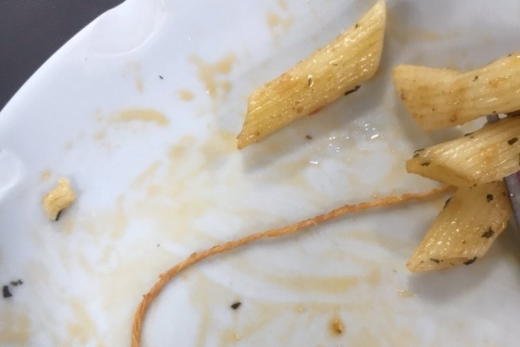 KYK yurdunda bu defa makarnadan ip &ccedil;ıktı!