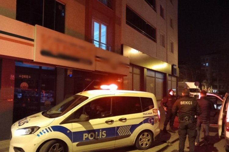 Tekirdağ'da cama &ccedil;ıkıp ateş a&ccedil;arken bek&ccedil;ilere yakalandı