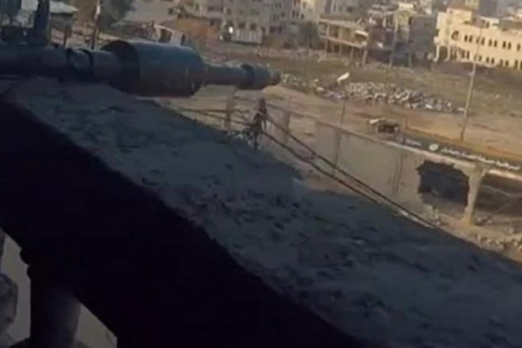 Kassam Tugayları İsrail zırhlı ara&ccedil;larına roket saldırısı ger&ccedil;ekleştirdi!
