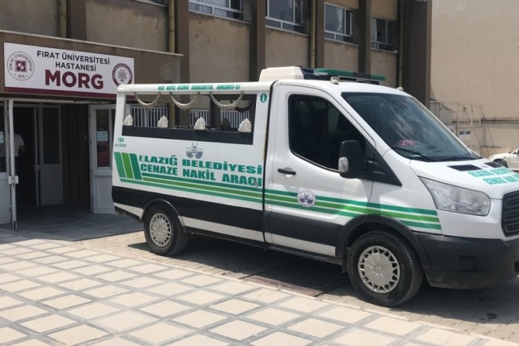 Elazığ'da &uuml;zerine vestiyer d&uuml;şen 5 yaşındaki &ccedil;ocuk hayatını kaybetti