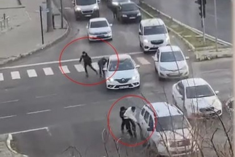 Tekirdağ'da, Trafikteki tehlikeli yolculuk y&uuml;rekleri ağza getirdi!
