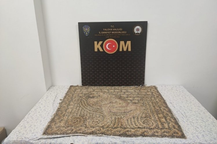 Yalova'da Roma d&ouml;nemine ait "taş mozaik tablo" ele ge&ccedil;irildi! 1 g&ouml;zaltı