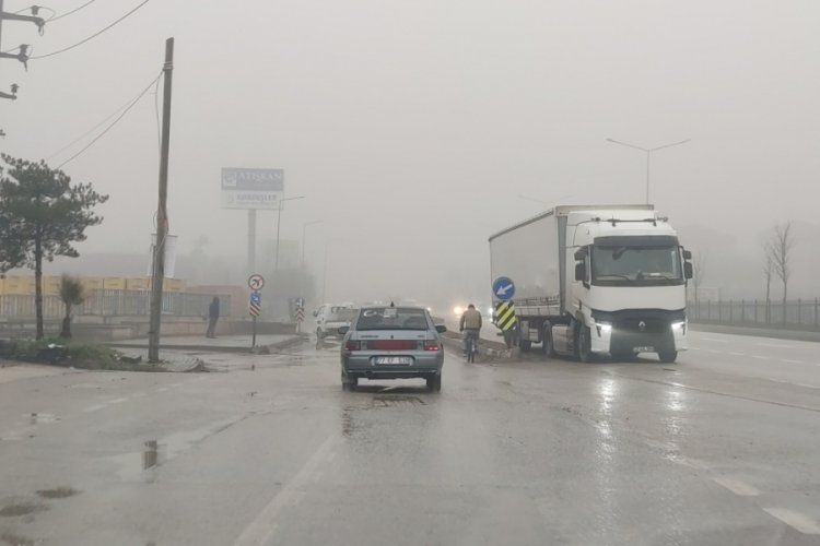 Bursa İneg&ouml;l'de sis etkili oldu