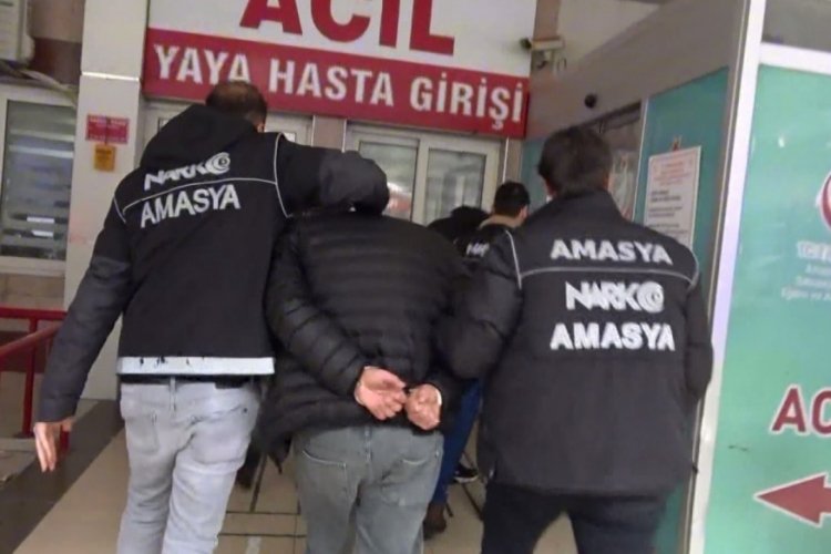 Amasya'da kamyonette bulunan 120 kilo esrara 2 tutuklama