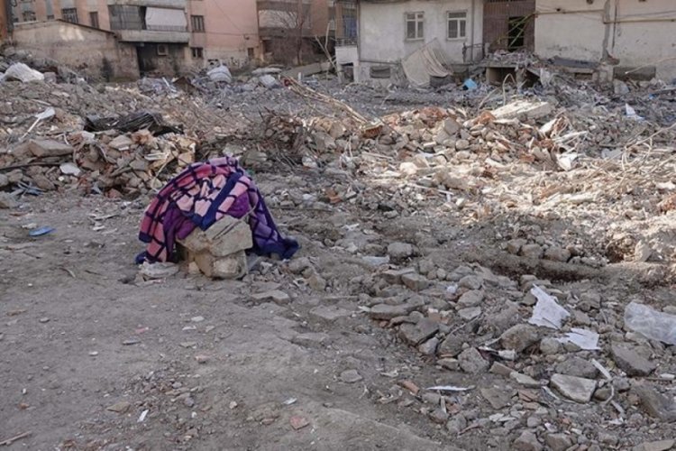 60 kişiye mezar olan apartmanın m&uuml;teahhidi i&ccedil;in istenen ceza belli oldu