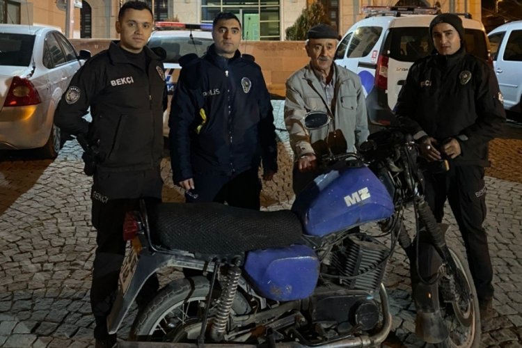 Polis motosiklet hırsızını 50 saatlik kamera kaydını inceleyerek buldu